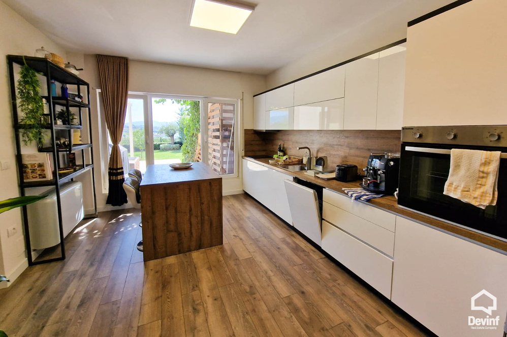 Tirane For Sale Villa Residential Complex in Farka Lake Villa Residential Complex vile dyshe vile e bashkangjitur