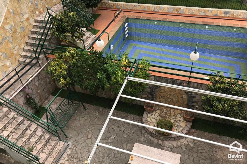 Vlore Shitje Vile 4+1+G Vila ndodhet ne Vlore bregdet kompleks rezidencial