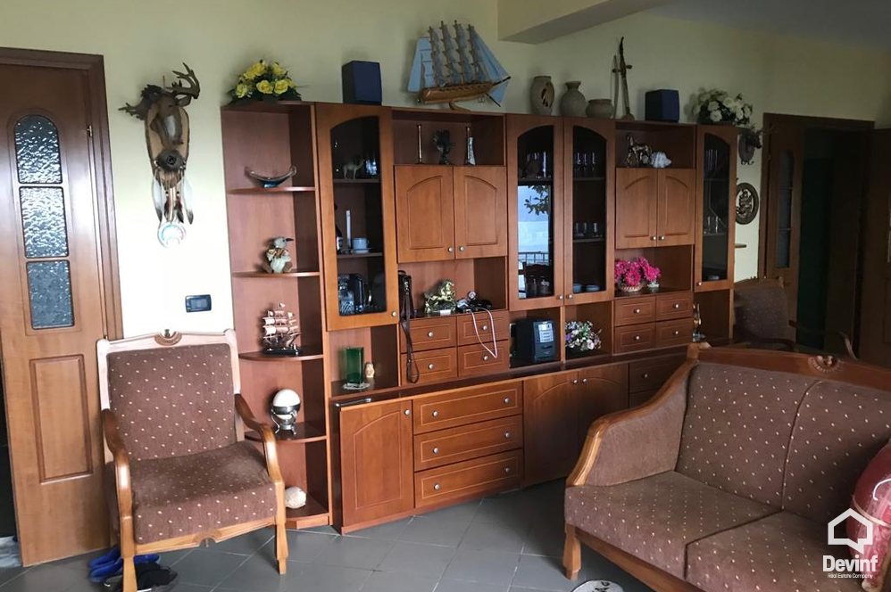 Vlore Shitje Vile 4+1+G Vila ndodhet ne Vlore bregdet kompleks rezidencial