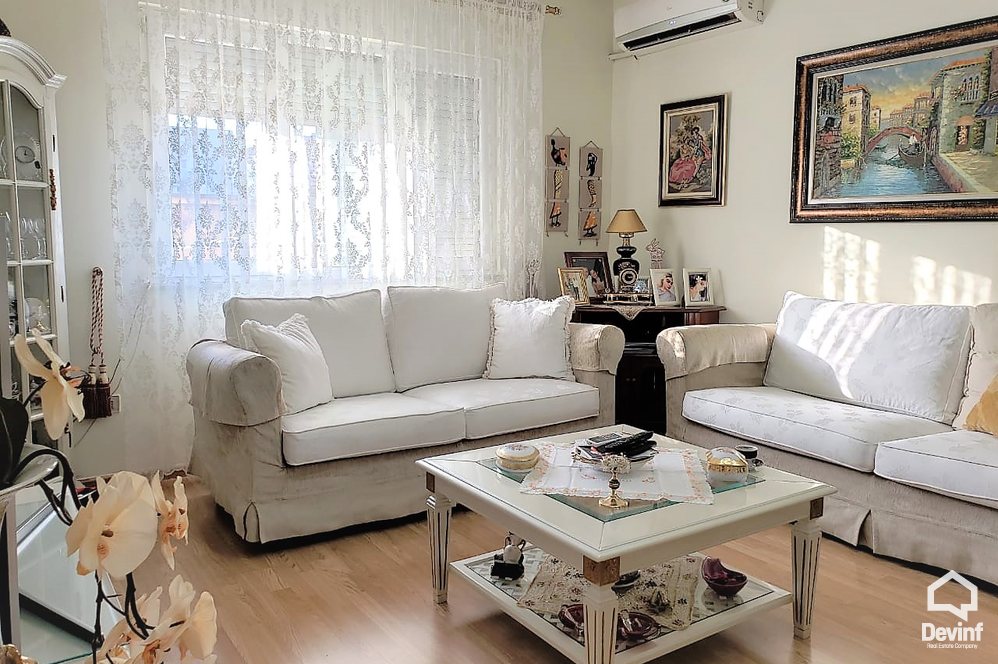 Tirane Shitje Apartament 2+1+A Rruga Frosina Plaku, prane shkolles Naim Frasheri apartament