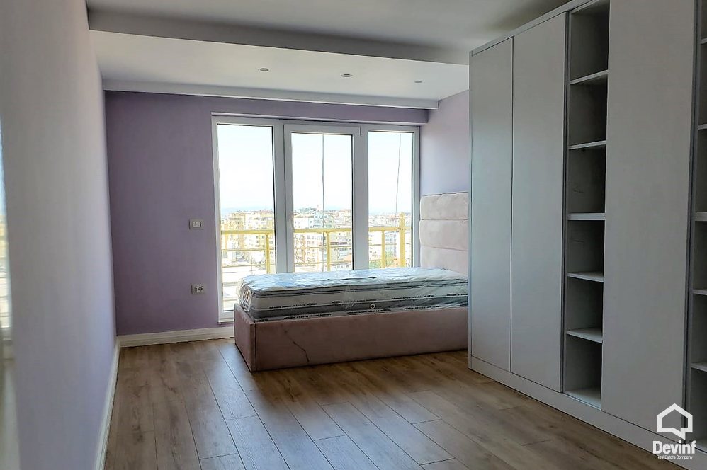 Tirane Shitje Apartament 3+1+A Prane Kopeshtit Botanik apartament