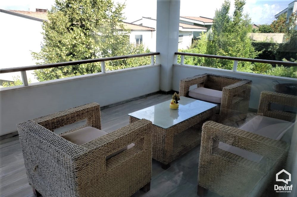 Tirane Qera Vile 3+1+G Ne nje kompleks residencial prane TEG vile kompleks rezidencial
