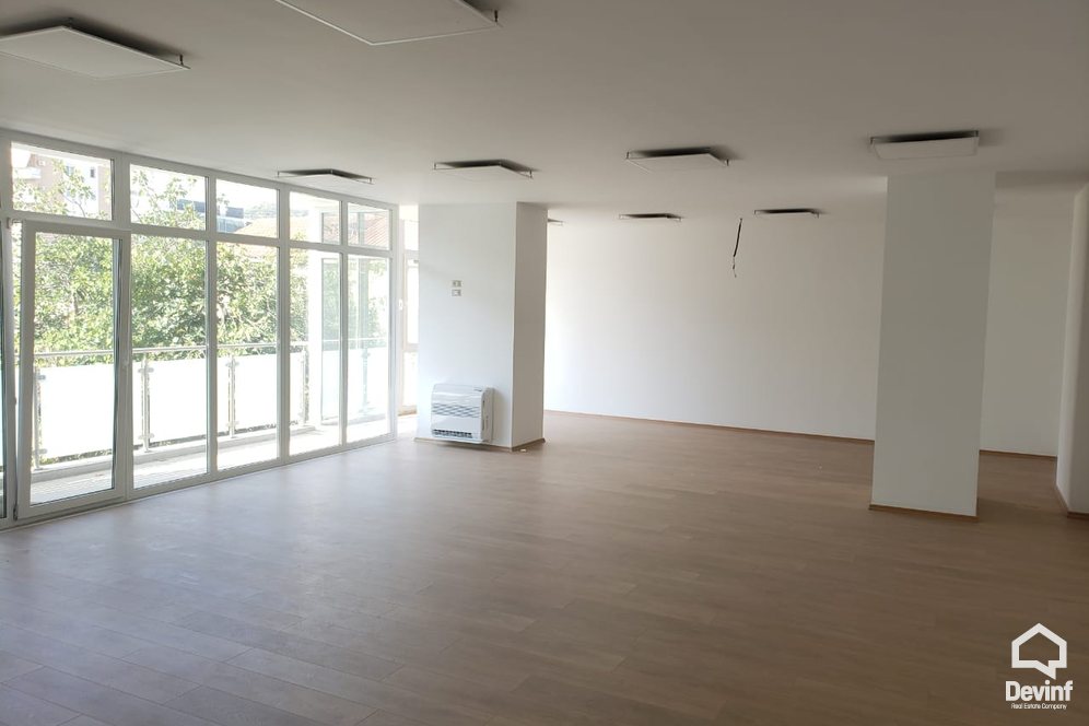 Tirane Qera Zyre  Zyre ne Rr. Komuna e Parisit zyre qender estetike qender masazhi palester shkolle kursesh