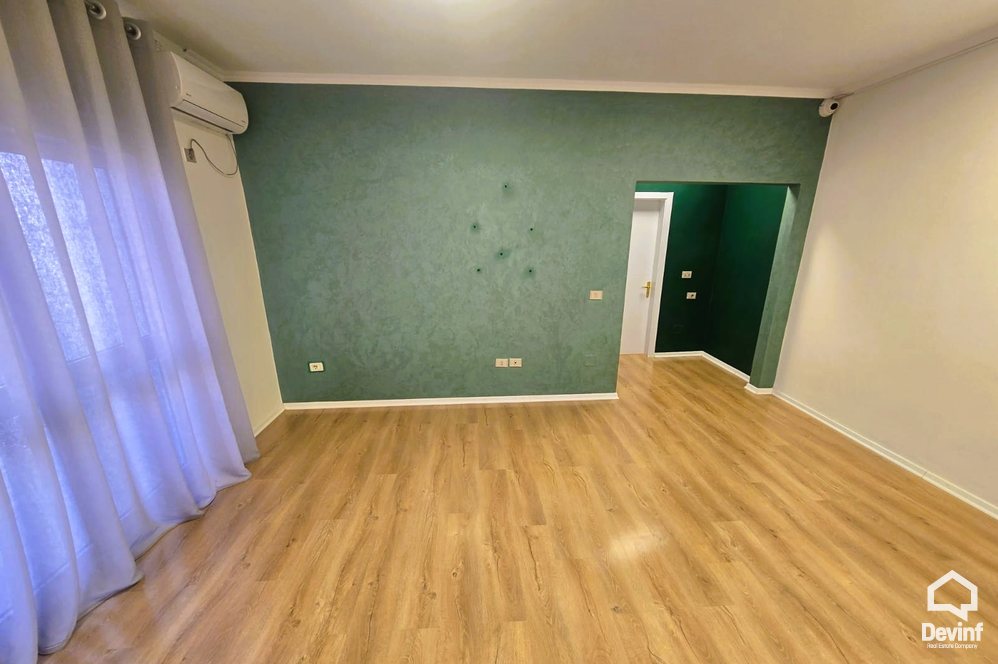 Tirane Qera Zyre 1+1 Zyre tek Sheshi Wilson apartament zyre