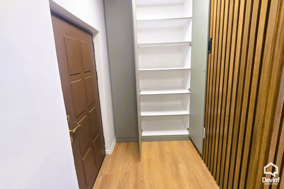 Tirane Qera Zyre 1+1 Zyre tek Sheshi Wilson apartament zyre