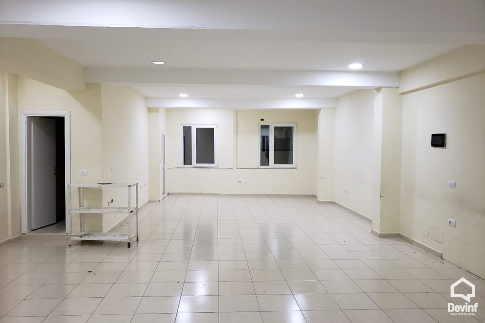 Tirane For Rent Office Office in Kavaja Street Office spa klinike dentare qender estetike