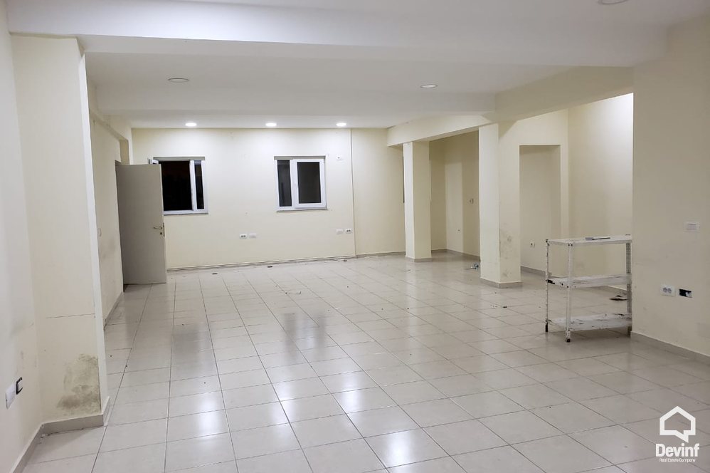 Tirane For Rent Office Office in Kavaja Street Office spa klinike dentare qender estetike
