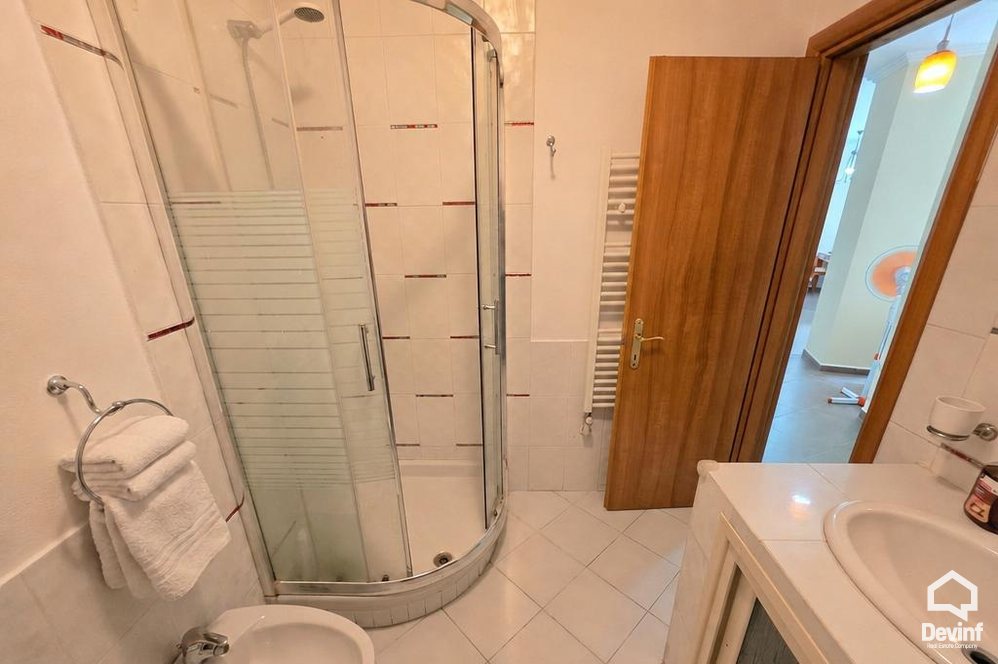 Tirane Shitje Apartament 3+1 Rruga e Bogdaneve apartament