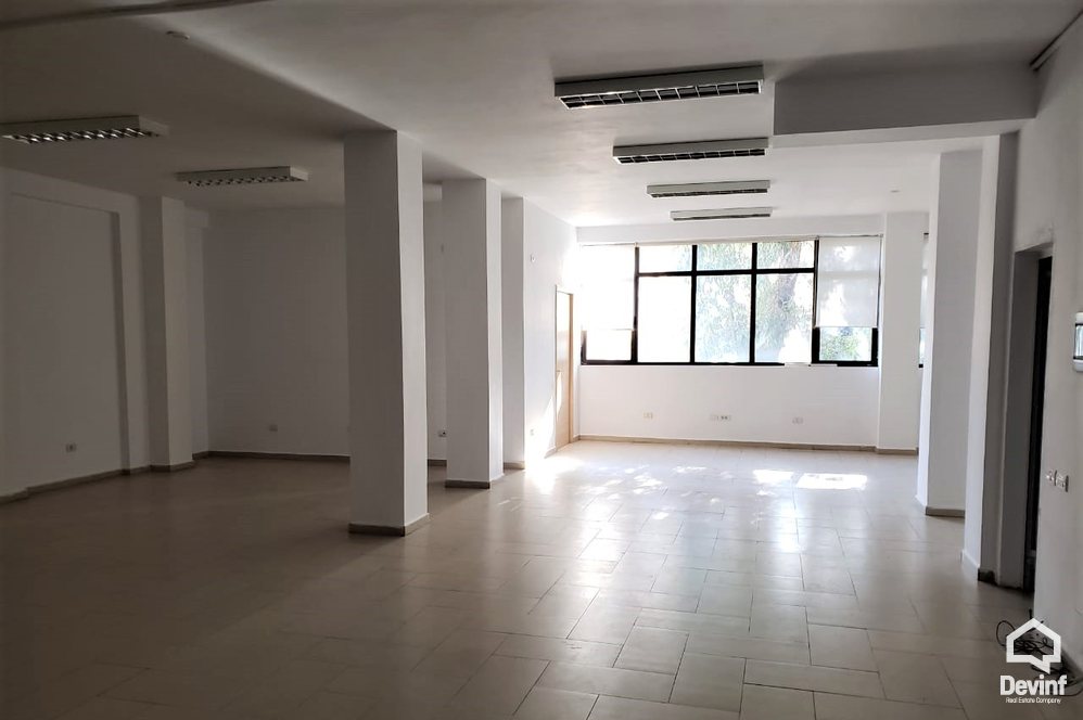 Tirane Qera Zyre  Zyre prane Ambasades se Shteteve te Bashkuara Te Amerikes, ne Rr. Elbasanir zyre