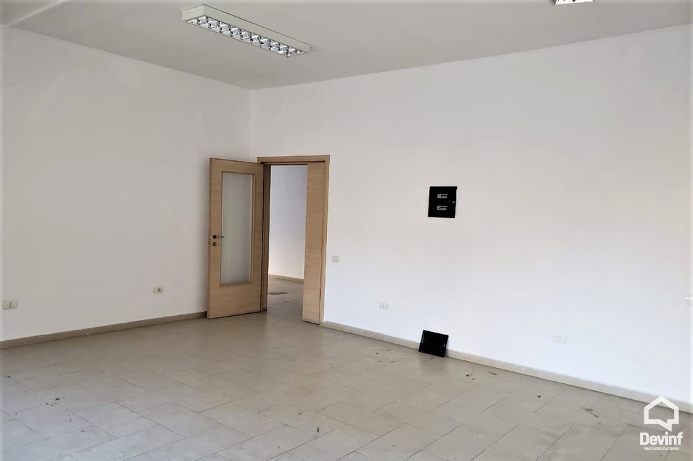 Tirane Qera Zyre  Zyre prane Ambasades se Shteteve te Bashkuara Te Amerikes, ne Rr. Elbasanir zyre