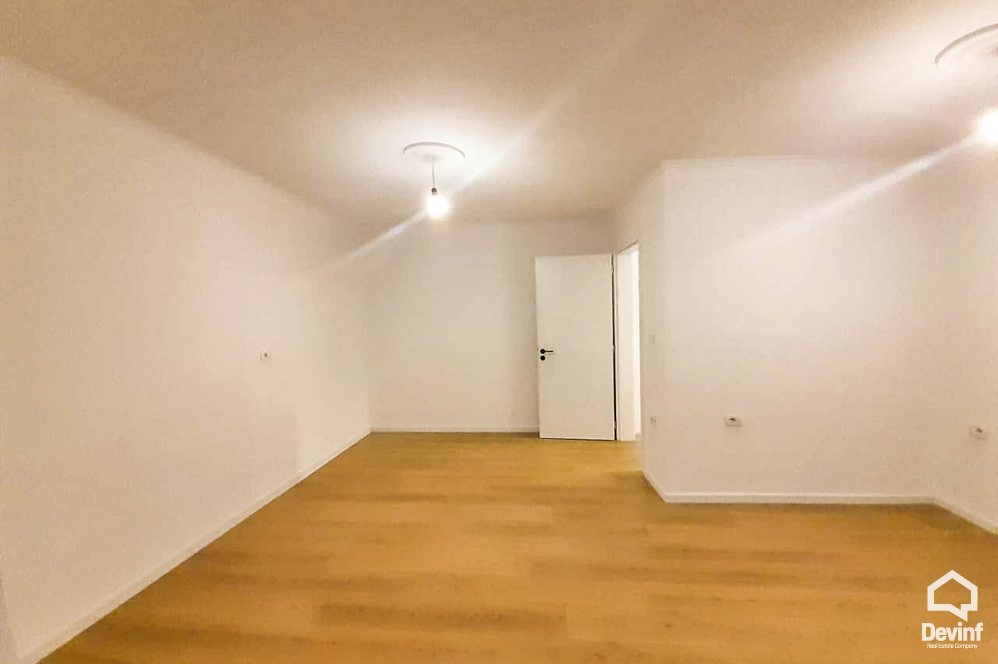 Tirane For Sale Apartment 1+1+A Avni Rustemi Square, New Bazaar Apartment