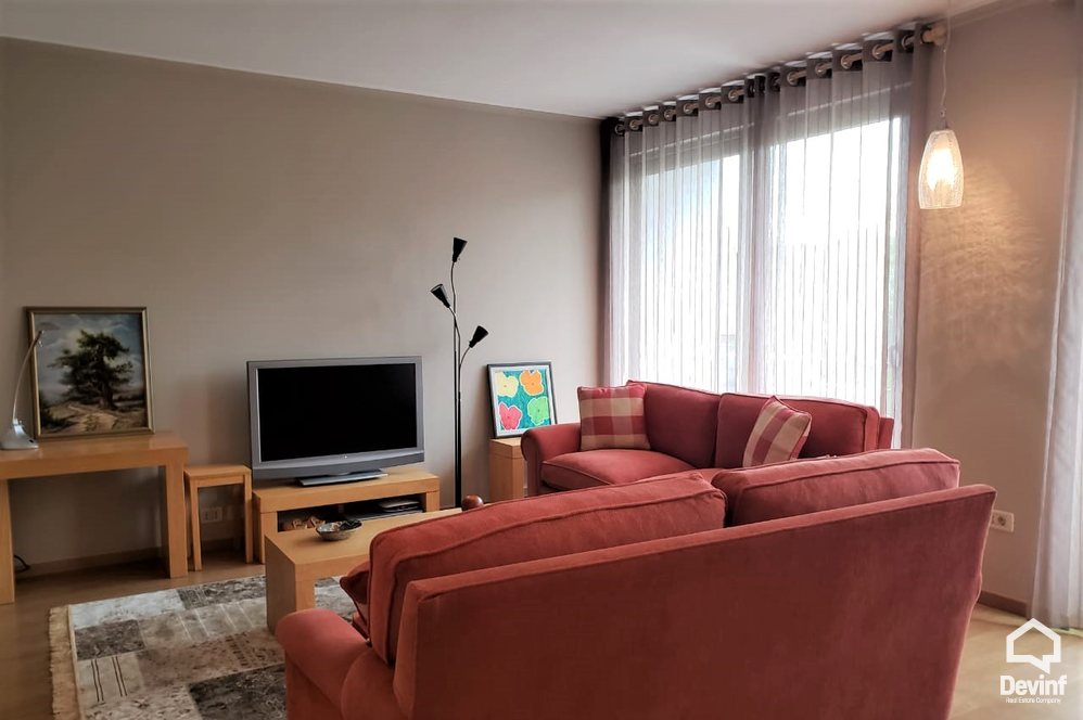 Tirane Qera Apartament 1+1 Ne Parkun e Madh te Liqenit, prane Stadiumit Air Albania apartament