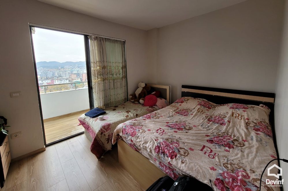 Tirane Qera Apartament 2+1+A Apartament prane Universitetit Mesdhetar apartament