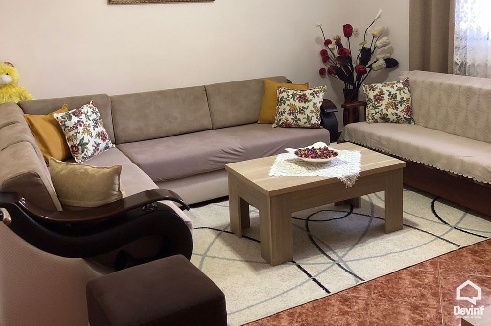 Tirane Shitje Vile Me shume se 4 dhoma Vile ne Koder-Kamez prane Institutit Bujqesor vile