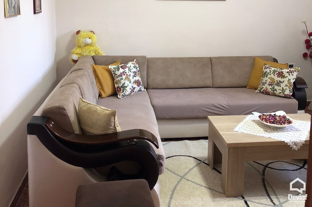 Tirane Shitje Vile Me shume se 4 dhoma Vile ne Koder-Kamez prane Institutit Bujqesor vile