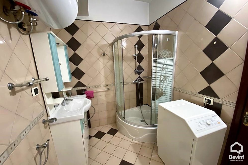 Tirane Qera Apartament 1+1+A Apartament prane Gjimnazit Sami Frasheri apartament