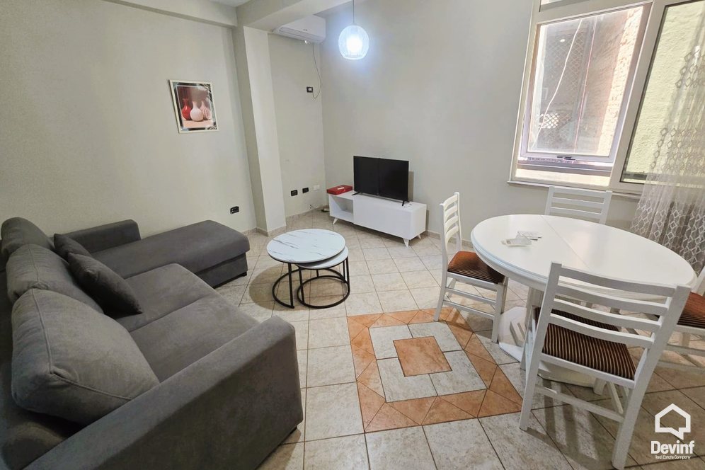 Tirane Qera Apartament 1+1 Apartament ne qender te Tiranes apartament