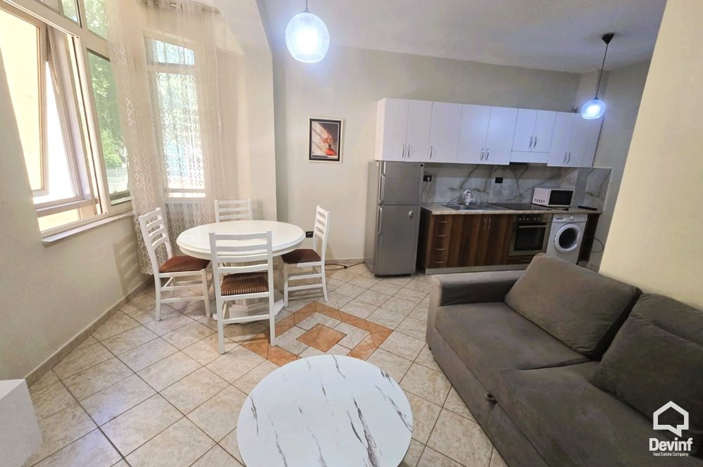 Tirane Qera Apartament 1+1 Apartament ne qender te Tiranes apartament