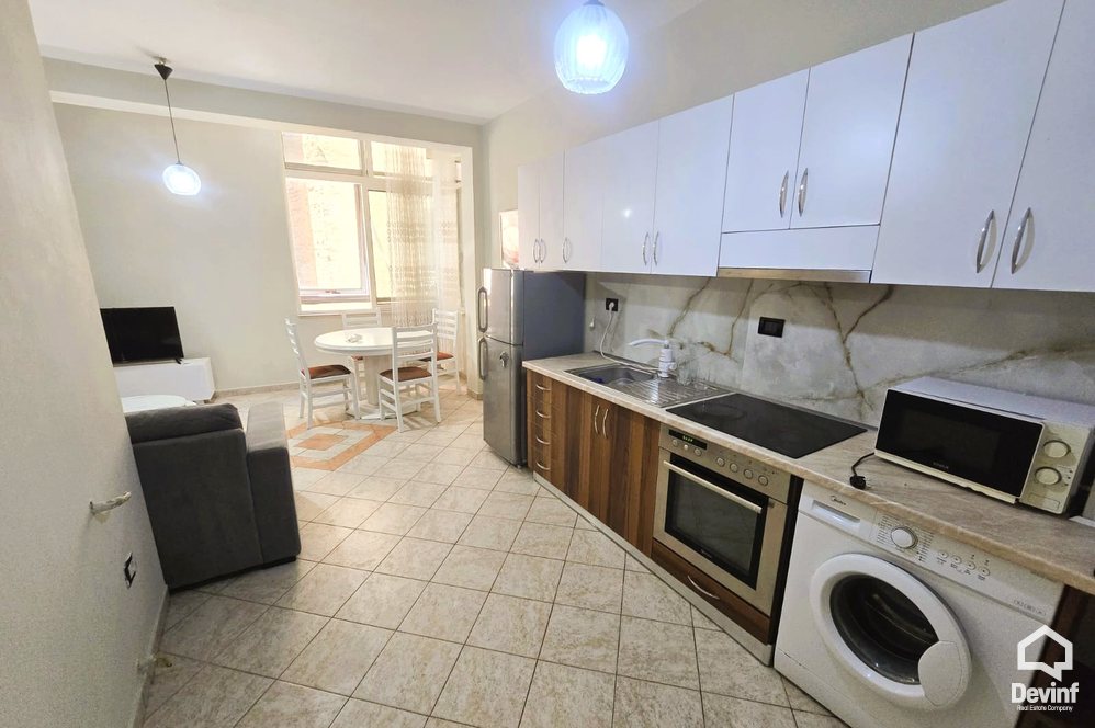 Tirane Qera Apartament 1+1 Apartament ne qender te Tiranes apartament