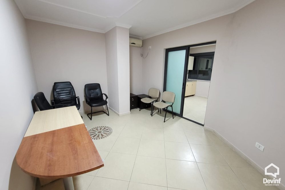 Tirane For Rent Office 3+1 Office in the center of Tirana, 2 minutes far from Scanderbeg Square Office klinike dentare qender masazhi Noter zyre avokati