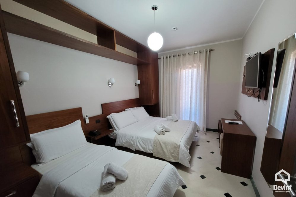 Tirane Shitje Hotel  Rruga Elbasanit, prane vilave Gjermane hotel zyra