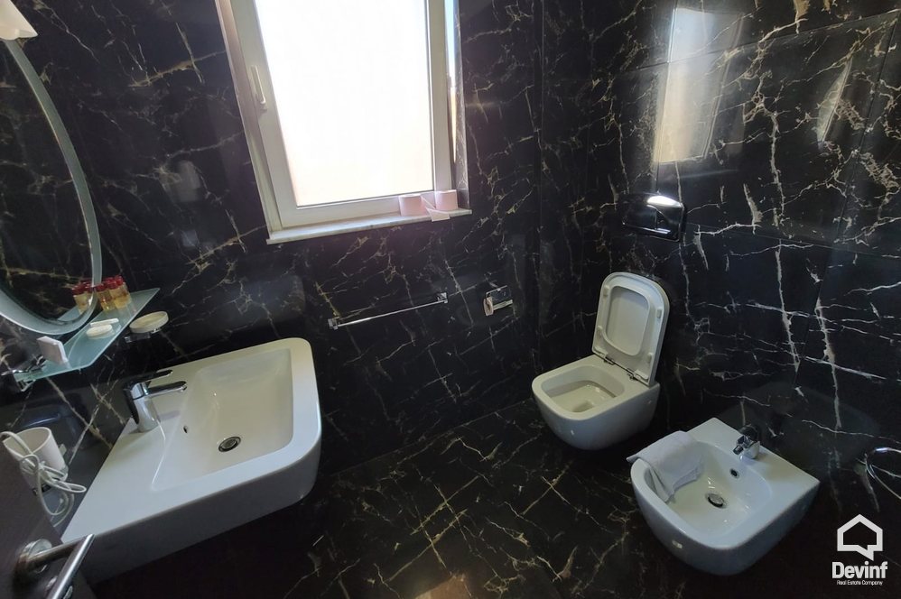 Tirane Shitje Hotel  Rruga Elbasanit, prane vilave Gjermane hotel zyra