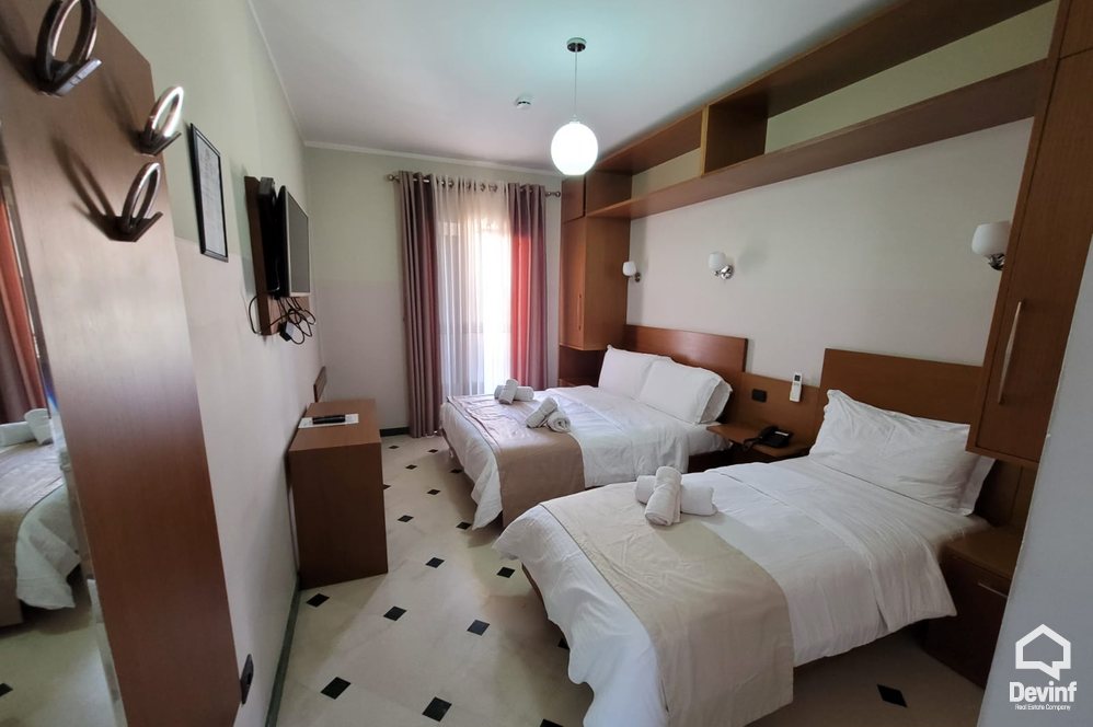 Tirane Shitje Hotel  Rruga Elbasanit, prane vilave Gjermane hotel zyra