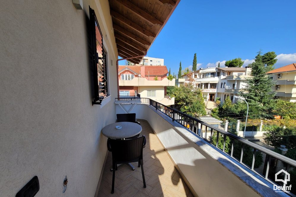 Tirane Shitje Hotel  Rruga Elbasanit, prane vilave Gjermane hotel zyra