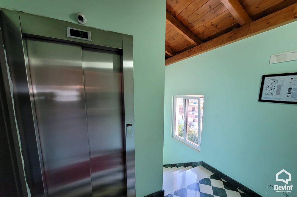 Tirane Shitje Hotel  Rruga Elbasanit, prane vilave Gjermane hotel zyra