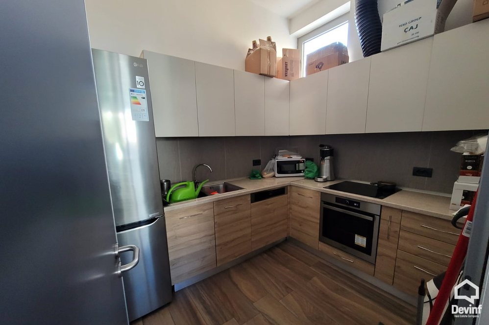 Tirane Shitje Hotel  Rruga Elbasanit, prane vilave Gjermane hotel zyra