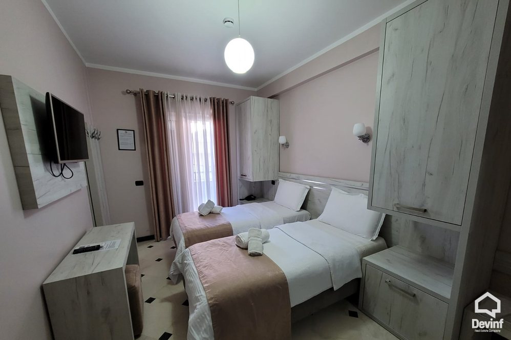 Tirane Shitje Hotel  Rruga Elbasanit, prane vilave Gjermane hotel zyra