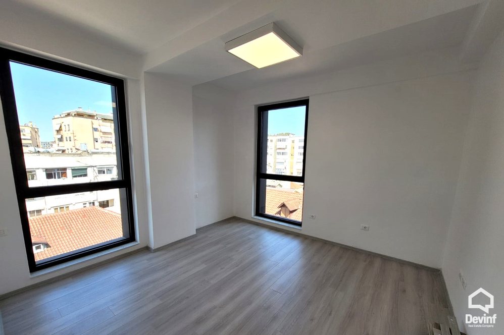 Tirane Qera Apartament 2+1 Apartament ne Rr. Myslym Shyri apartament zyre