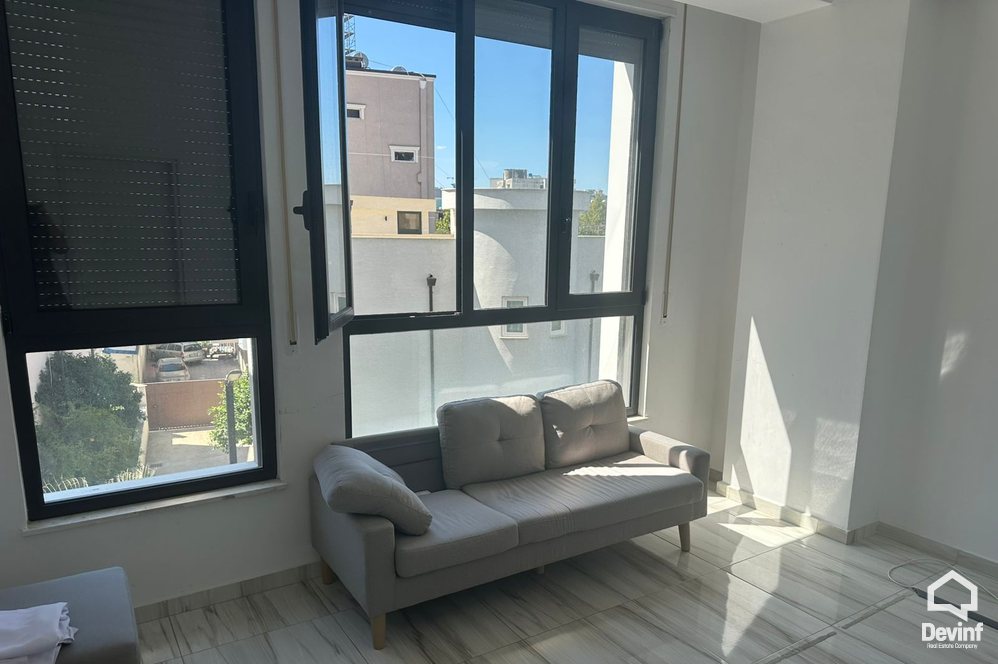 Tirane Qera Apartament 2+1 Zyre ne Rrugen Ali Demi apartament zyre