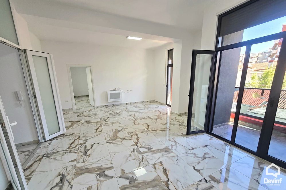 Tirane Qera Apartament 2+1 Apartament/zyre ne Rrugen Ali Demi apartament zyre