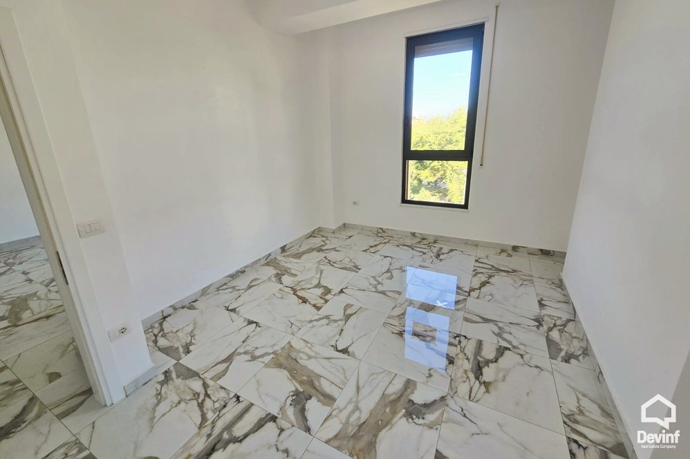 Tirane Qera Apartament 2+1 Apartament/zyre ne Rrugen Ali Demi apartament zyre