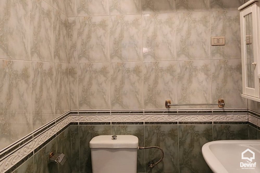 Tirane For Rent Office 3+1 Office in the heart of Blloku area Office qender estetike qender masazhi spa