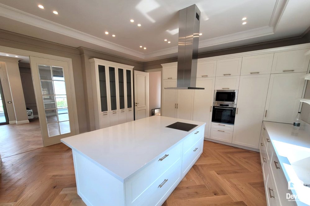 Tirane For Rent Villa Me shume se 4 dhoma Villa in the Farka area, only 5 kilometers from the center of Tirana Villa