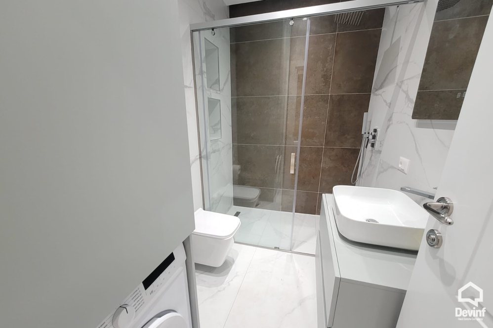 Tirane Qera Apartament 2+1 Apartament ne qender pak metra larg Sheshit Skenderbej apartament