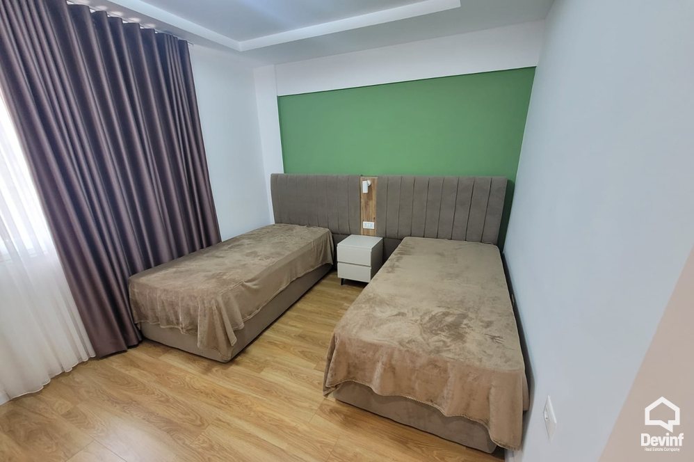 Tirane Qera Apartament 2+1 Apartament ne qender pak metra larg Sheshit Skenderbej apartament