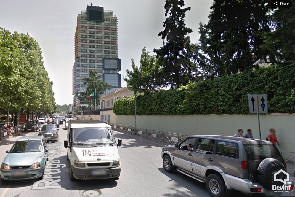 Tirane For Rent Shop Shop close to ABA Center Office qender estetike qender masazhi Shop show room qender masazhi For Rent