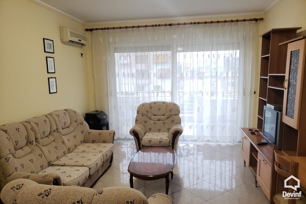 Tirane Qera Apartament 1+1 Apartament ne nje ndertim te ri i cili ndodhet ne zonen e ish Bllokut apartament