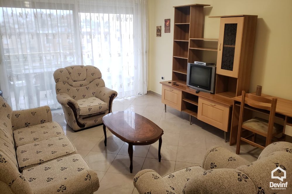 Tirane Qera Apartament 1+1 Apartament ne nje ndertim te ri i cili ndodhet ne zonen e ish Bllokut apartament