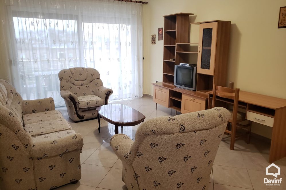 Tirane Qera Apartament 1+1 Apartament ne nje ndertim te ri i cili ndodhet ne zonen e ish Bllokut apartament