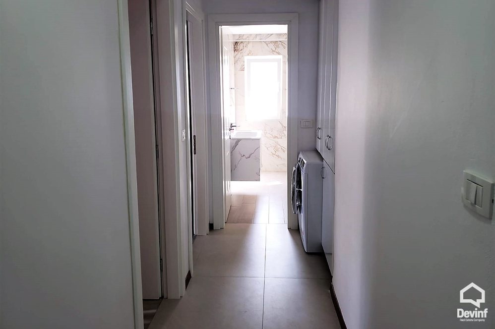 Tirane Qera Apartament 2+1+A Apartament ne zonen e Bllokut apartament