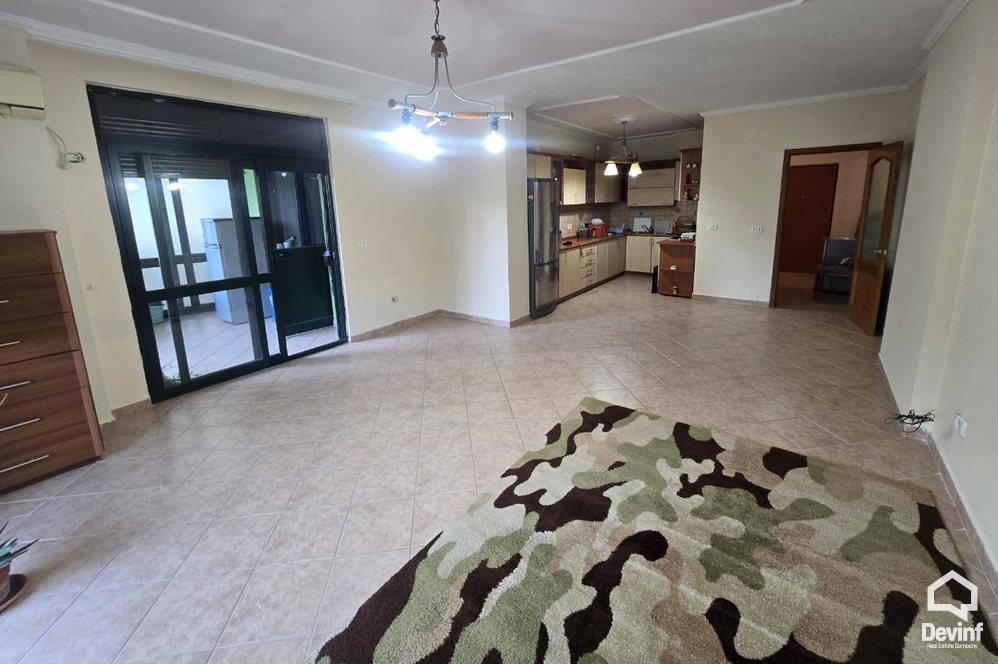 Tirane Qera Apartament 3+1  zyre