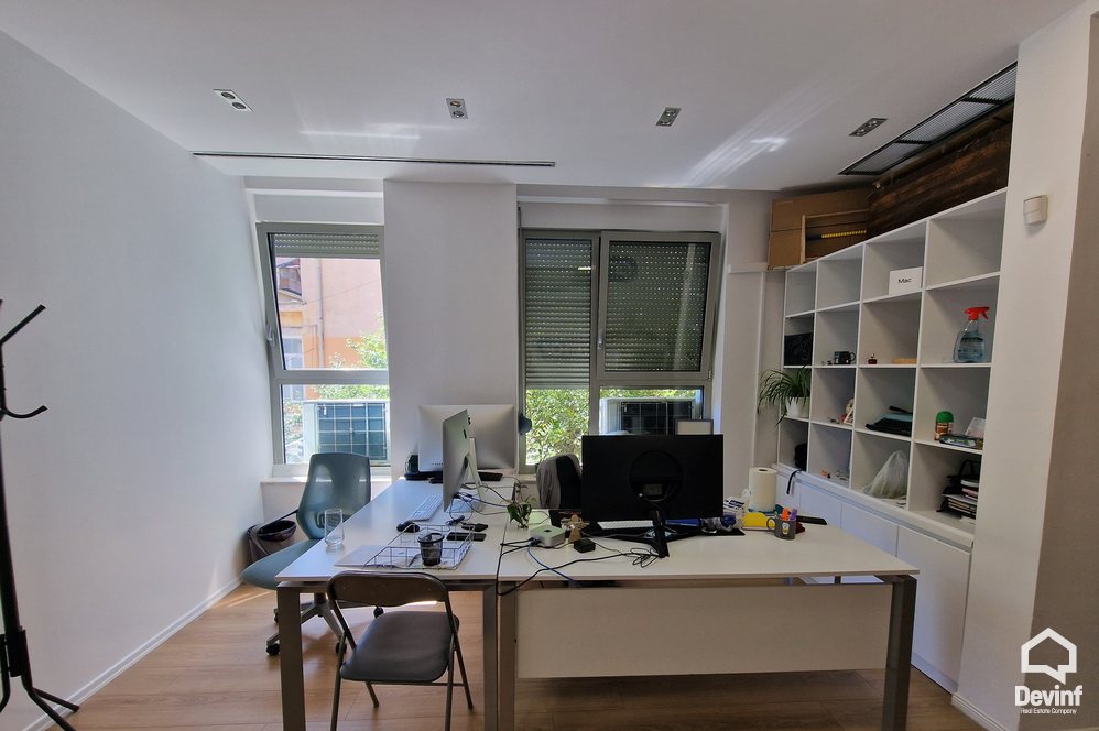 Tirane Shitje Zyre Rruga Perlat Rexhepi, mbrapa Hotel Xheko Imperial Zyre