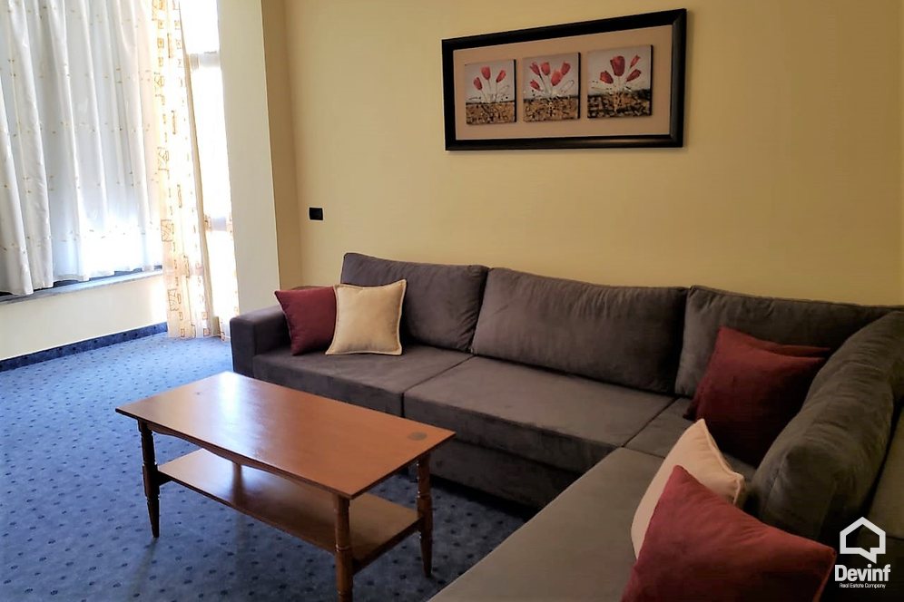 Tirane Qera Apartament 1+1+G Apartamenti ndodhet ne nje pallat te ri prane Hotel President apartament