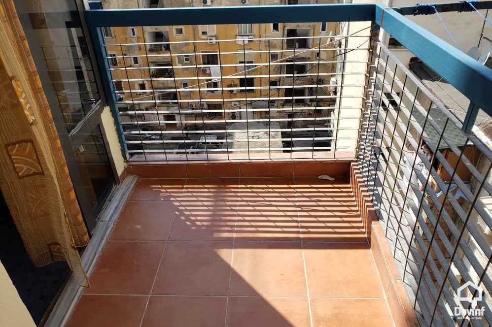 Tirane Qera Apartament 1+1+G Apartamenti ndodhet ne nje pallat te ri prane Hotel President apartament