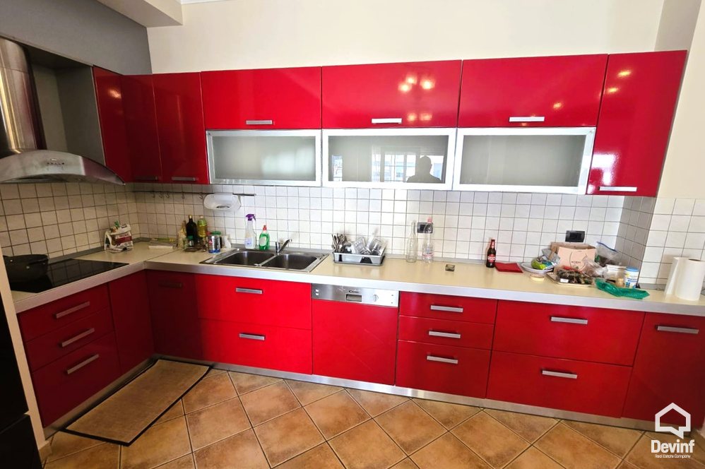 Tirane Qera Apartament 3+1 Apartamenti ndodhet ne nje ndertim te ri ne zonen e Selites apartament