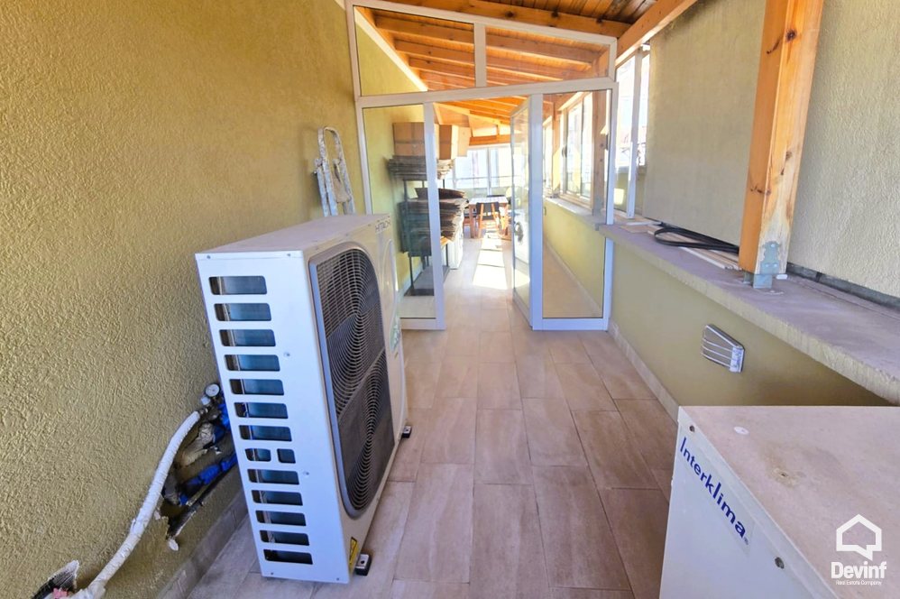 Tirane Qera Apartament 3+1 Apartamenti ndodhet ne nje ndertim te ri ne zonen e Selites apartament